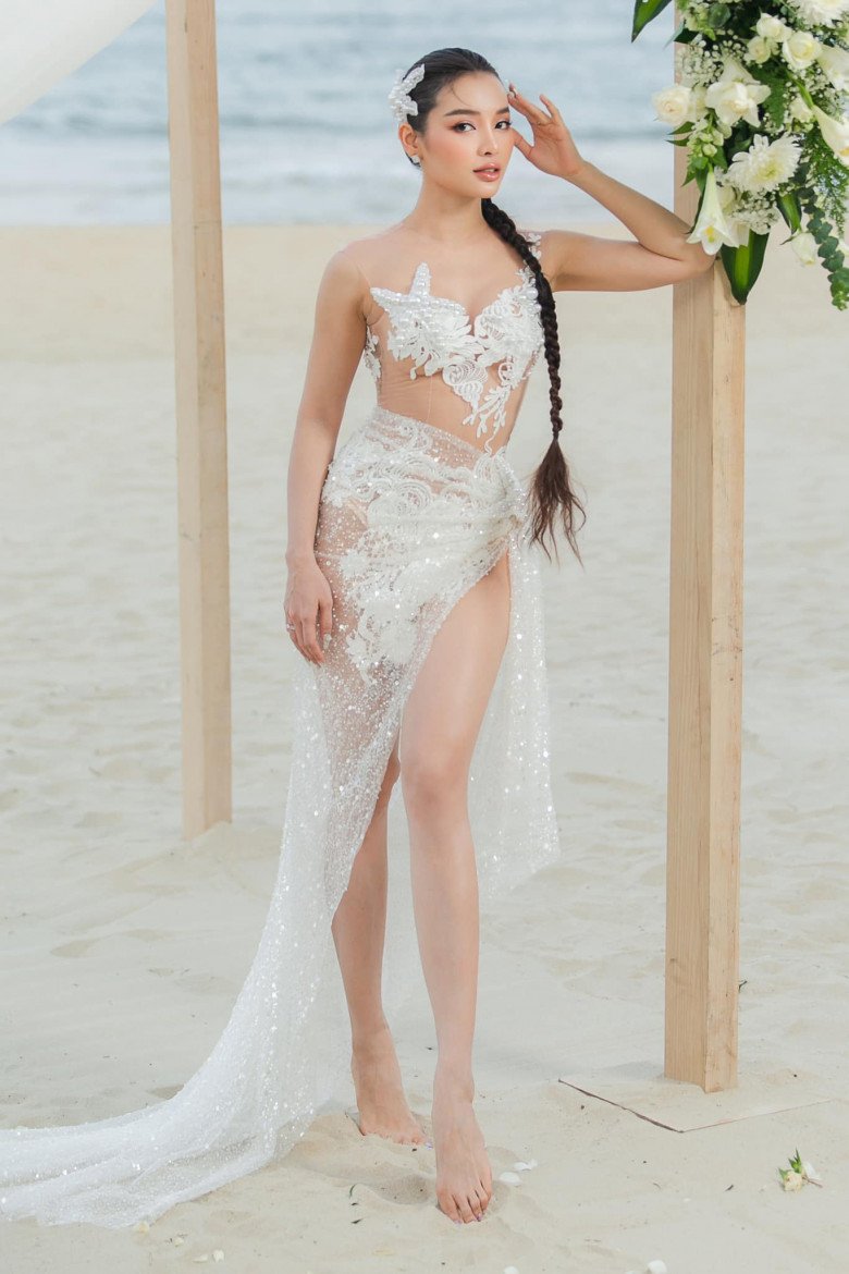 Cosplay mermaid, Phuong Trinh Jolie poses to show off her sexy features - 10