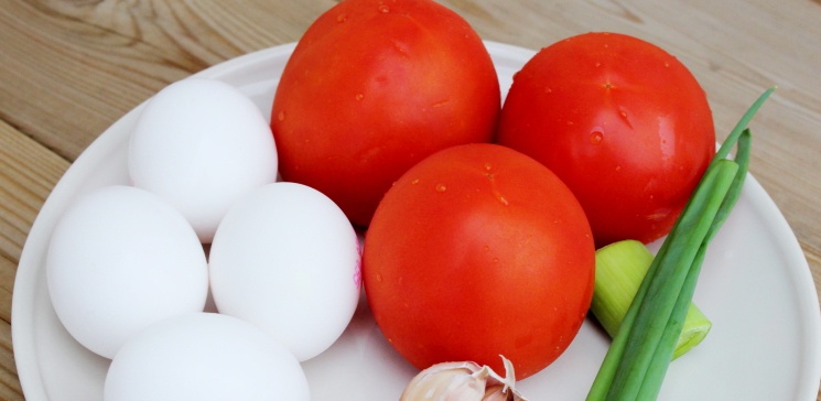 Làm trứng bác cà chua, cho trứng hay cà chua vào trước, nhiều người làm sai nên không ngon - 3