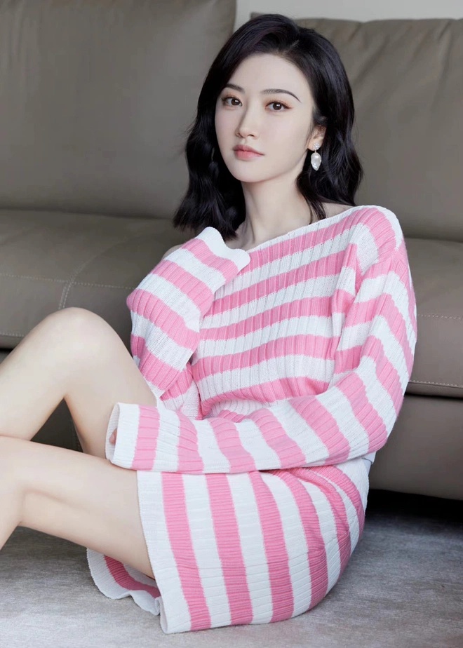 Jing Tian: The first beauty of Beijing is lifted like an eggamp;#34;  now no one cares, no backs up - 4