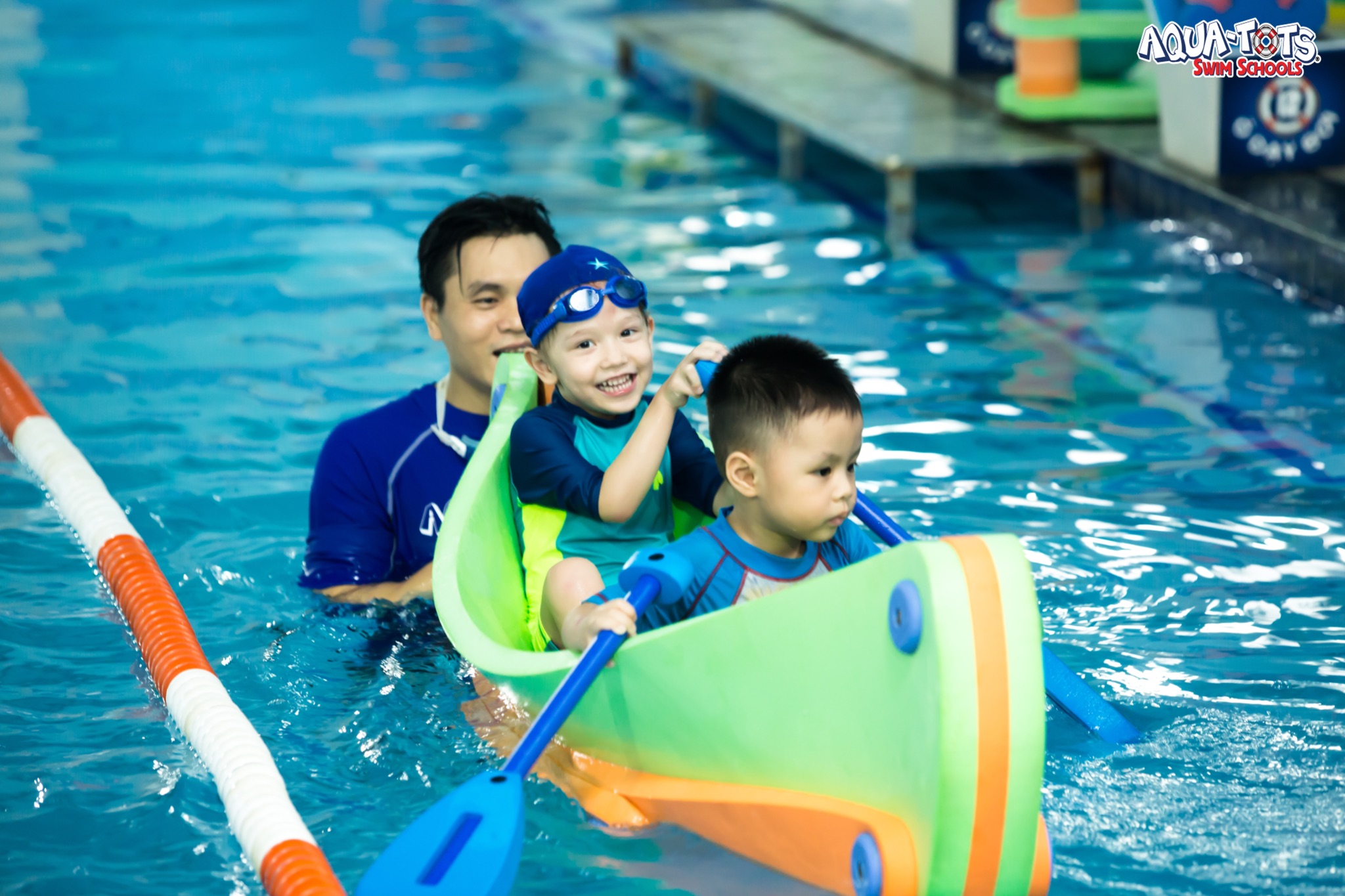 Trải nghiệm bơi sinh tồn Aqua-Tots chuẩn Mỹ luôn hấp dẫn các bạn nhỏ