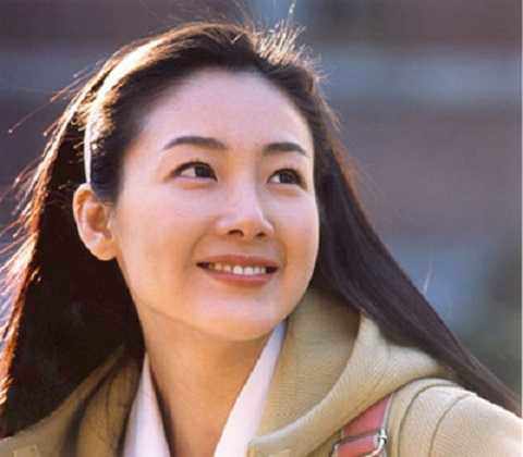 The 47-year-old tear queen Choi Ji Woo with wrinkles is still praised for her timeless beauty - 2