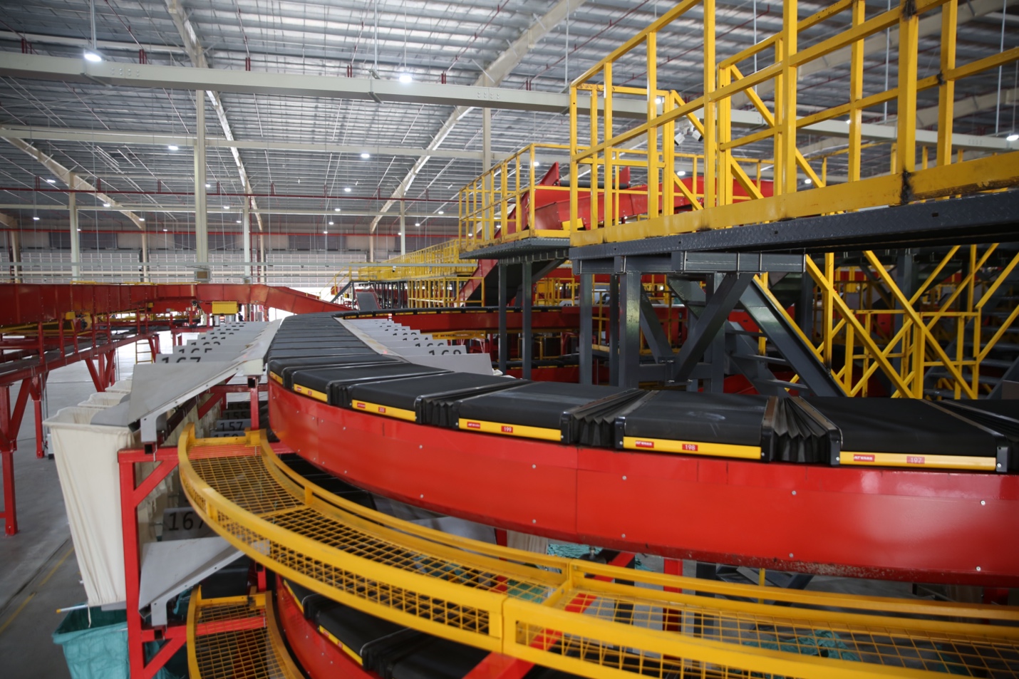 Khánh thành trung tâm trung chuyển Củ Chi mới, Jamp;T Express hướng đến mục tiêu trở thành thương hiệu chuyển phát nhanh hàng đầu Việt Nam - 4