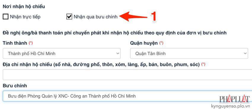 Nhận hộ chiếu qua đường bưu điện để tiết kiệm thời gian. Ảnh: MINH HOÀNG