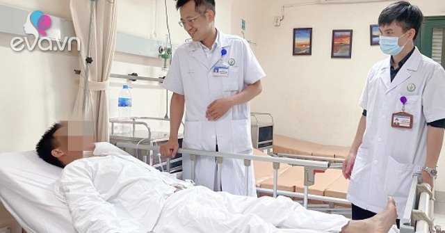 Bac Ninh youth broke the ball with 300 blood clots inside, the reason why everyone was startled