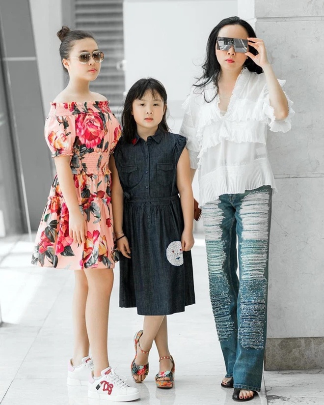 Con gái lớn của Phượng Chanel được đánh giá cao cả về ngoại hình lẫn học thức.