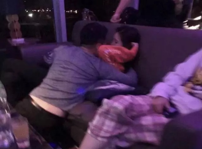 Uông Tiểu Phi bị lộ ảnh nóng với hot girl Trương Dĩnh Dĩnh.