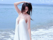 Thời trang - Hot girl, người đẹp Việt mặc váy lụa thay bikini đi tắm biển: Sexy hay lạc quẻ?