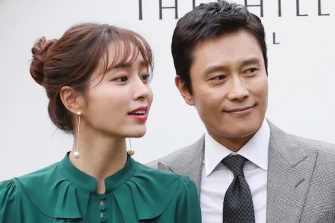 Vì sự vị tha của Lee Min Jung, Lee Byung Hun mới có gia đình yên ấm như hiện tại.