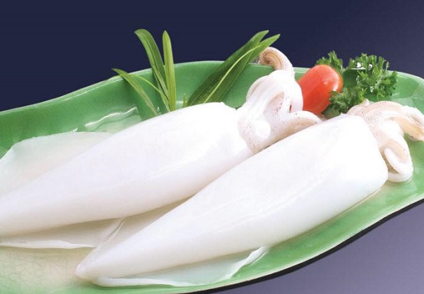 Cách nấu cháo mực cho bé ăn dặm tuyệt ngon, lạ miệng mà không bị tanh