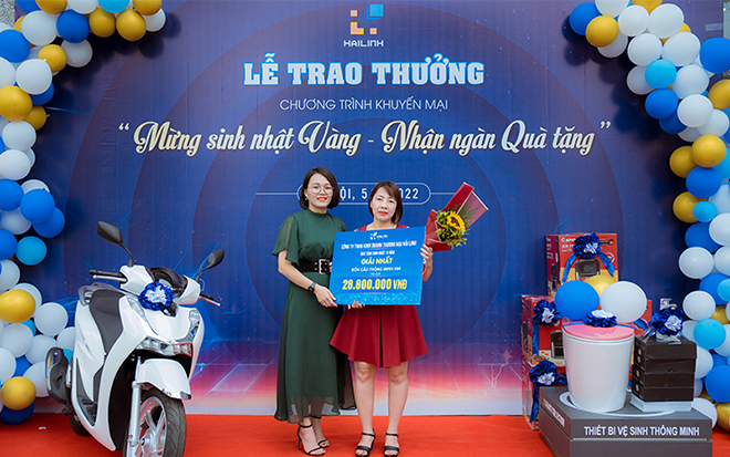 Chính thức lộ diện chủ nhân của xe SH của chương trình mừng sinh nhật Hải Linh 15 tuổi - 2