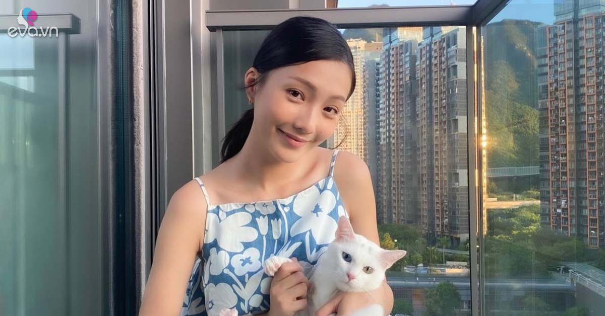 The beauty named Chau Tan of Hong Kong is beautiful and sweet, with a beautiful white skin that thousands of people love
