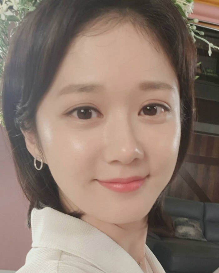 The 41-year-old goddess of bare face Jang Nara without makeup was still proposed by her young boyfriend - 5