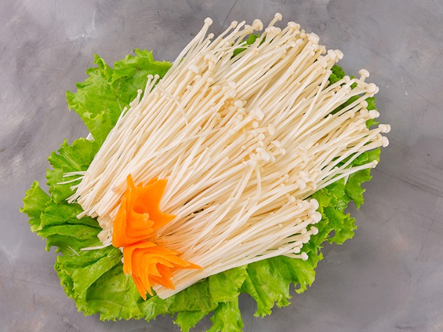 Tác dụng bất ngờ của nấm kim châm, nhưng một kiểu dùng nấm kim châm có thể gây độc