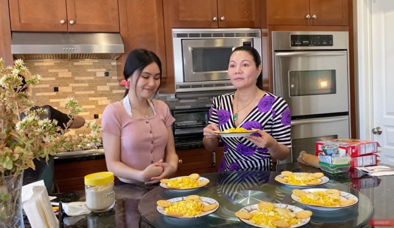 Ái nữ GenZ nhà sao Việt  đã xinh đẹp còn nấu ăn ngon làm bố mẹ mát lòng: Có nàng được vợ ba của bố khen - 9