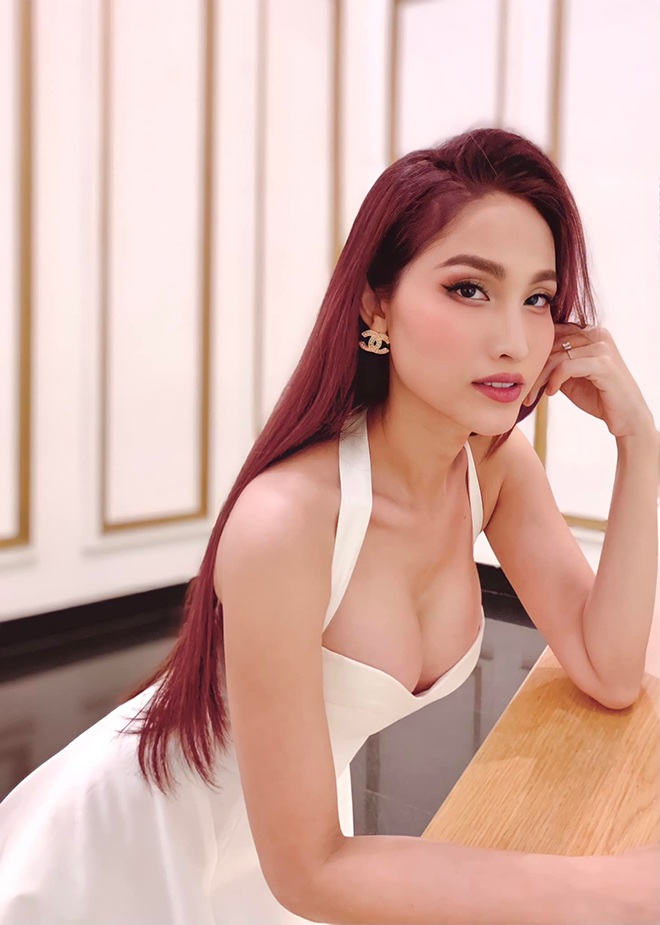 Vietnam's first transgender beauty and love  with overseas Vietnamese singer Trong Hieu - 20