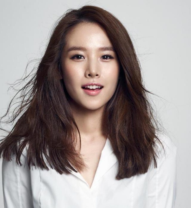 Jo Yoon Hee: Fall in love, get pregnant and get married quickly with amp;#34;bad boyamp;#34;, after 3 years of bitter swallowing - 9