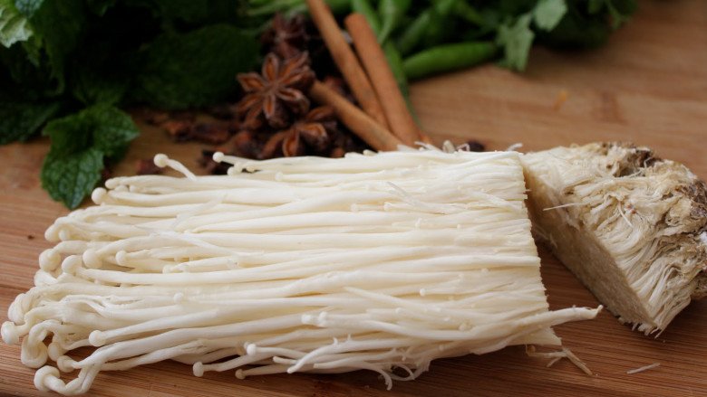 Unexpected effects of enoki mushrooms, but a type of use of needle mushrooms can be toxic - 4