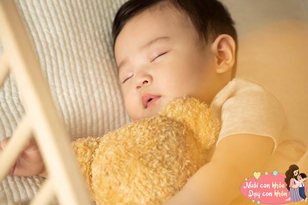 Trẻ liên tục quấy khóc, khó ngủ ngon giấc? 5 bước cho một giấc ngủ lành mạnh - 9
