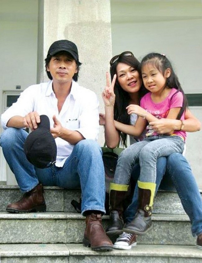 Colonel Tuat Bao Ngam's wife: Used to be 100% nude, happy at the age of 31 with her husband who is a famous director - 10