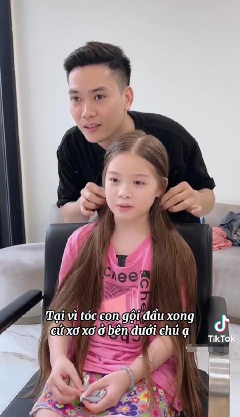 Cắt tóc hiến tặng bệnh nhân, bé gái Việt xinh như con lai được khen nhan sắc chuẩn hoa hậu - 4
