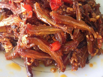 Ai cũng nghĩ ăn nhạt là tốt, sự thật thế nào? Lý do có những người ăn mặn chát mới thấy ngon