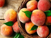 Bà bầu - Người xưa cấm mẹ bầu ăn đào kẻo sinh con bị câm, sự thật là gì?