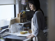 Làm vợ - Vô tình nghe mẹ và chị chồng nói chuyện, tôi lặng lẽ cho thêm nửa túi muối vào nồi canh