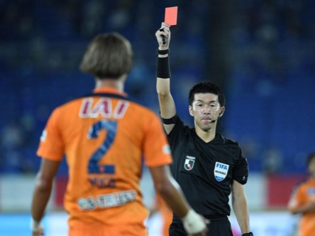 Chân dung trọng tài bắt chính trận U23 Việt Nam vs U23 Saudi Arabia: Cực kỳ nghiêm khắc
