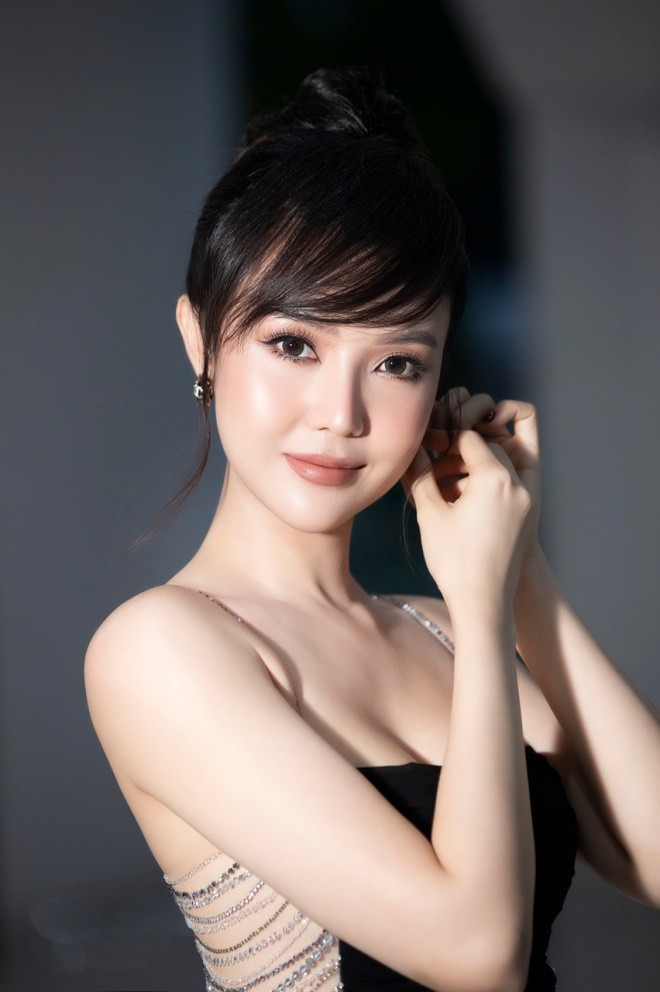 Ngọc Duyên là cái tên từng chinh chiến nhiều cuộc thi sắc đẹp.