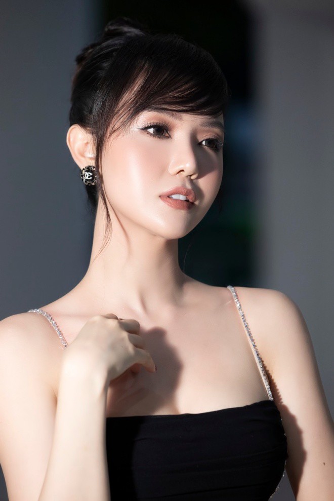 Ngọc Duyên cho biết hiện tại cô đang độc thân.