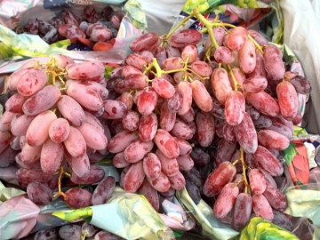 Hoa quả Úc dội chợ Việt với giá siêu rẻ, chỉ từ vài chục nghìn đồng/kg