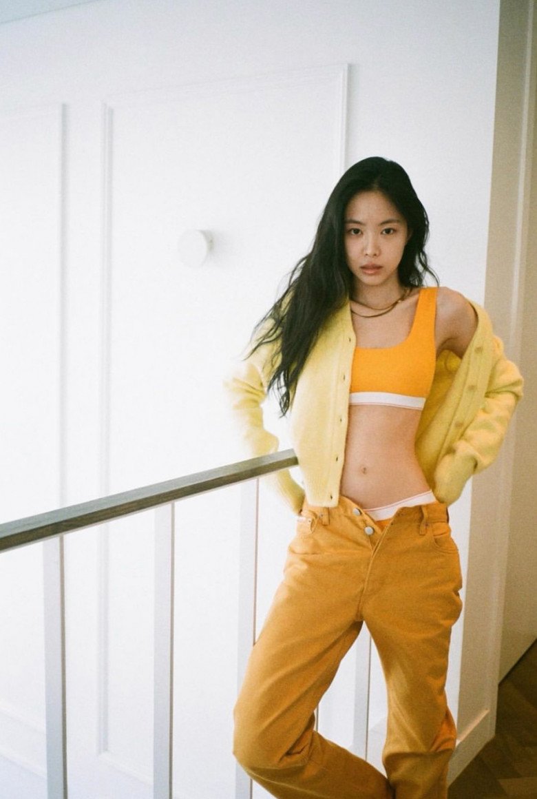 Vóc dáng hoàn hảo đến từng centimet.