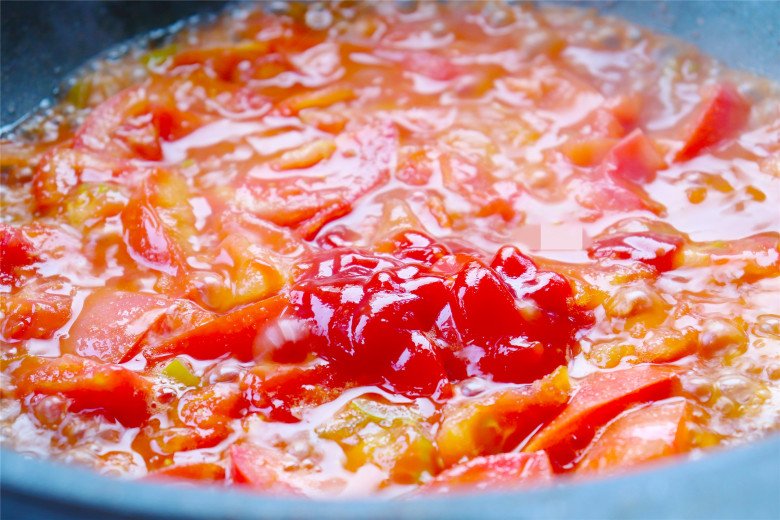 Vào bếp cùng con: Chỉ vài phút là xong trứng chưng cà chua vừa ngon bổ rẻ lại dễ làm - 8