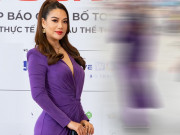 Thời trang - Diện đầm xẻ tà phô diễn dáng ngọc, Trương Ngọc Ánh đọ sắc cùng bộ 3 mentor Kỳ Duyên, Thúy Vân, Minh Tú