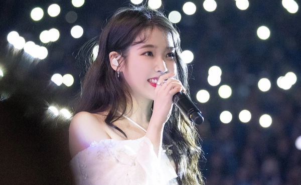 5 ngành nghề HOT đòi hỏi ngoại hình rất cao nhưng thu nhập lại bù lại