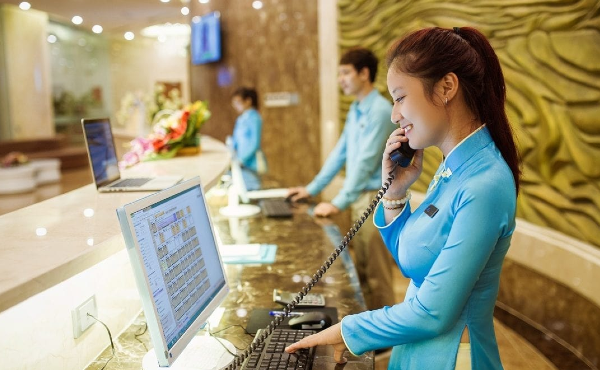 5 ngành nghề HOT đòi hỏi ngoại hình rất cao nhưng thu nhập lại bù lại