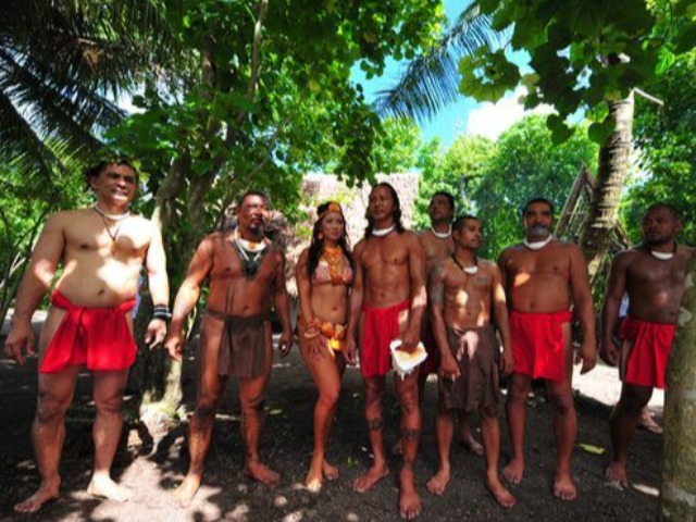 Bộ tộc thoáng nhất thế giới: Phụ nữ dùng vỏ sò che phần nhạy cảm, đàn ông không cố định vợ