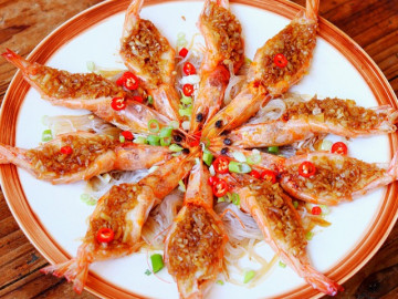 Chán nấu bún nước, đem hấp cùng tôm kiểu này được món siêu ngon, dễ ăn ngày hè