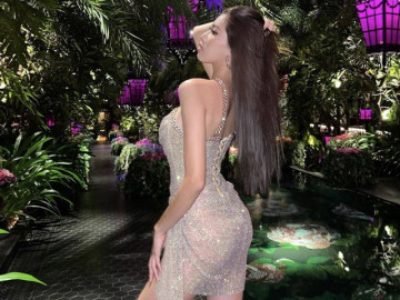 Nàng hậu chân dài 1m1 có clip khoe đường cong lập tức đạt được 1 triệu views