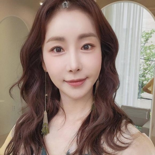 Tình địch một thời của Song Hye Kyo sau 18 năm nhìn mặt té ngửa - 9