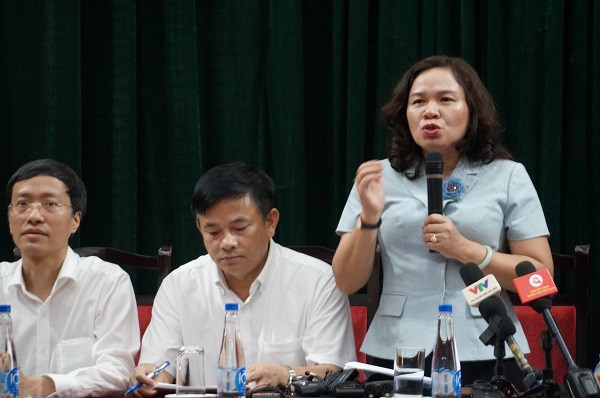 Bà Hồng cho biết, mắc COVID-19 không được coi là đã tiêm một mũi vắc xin. 