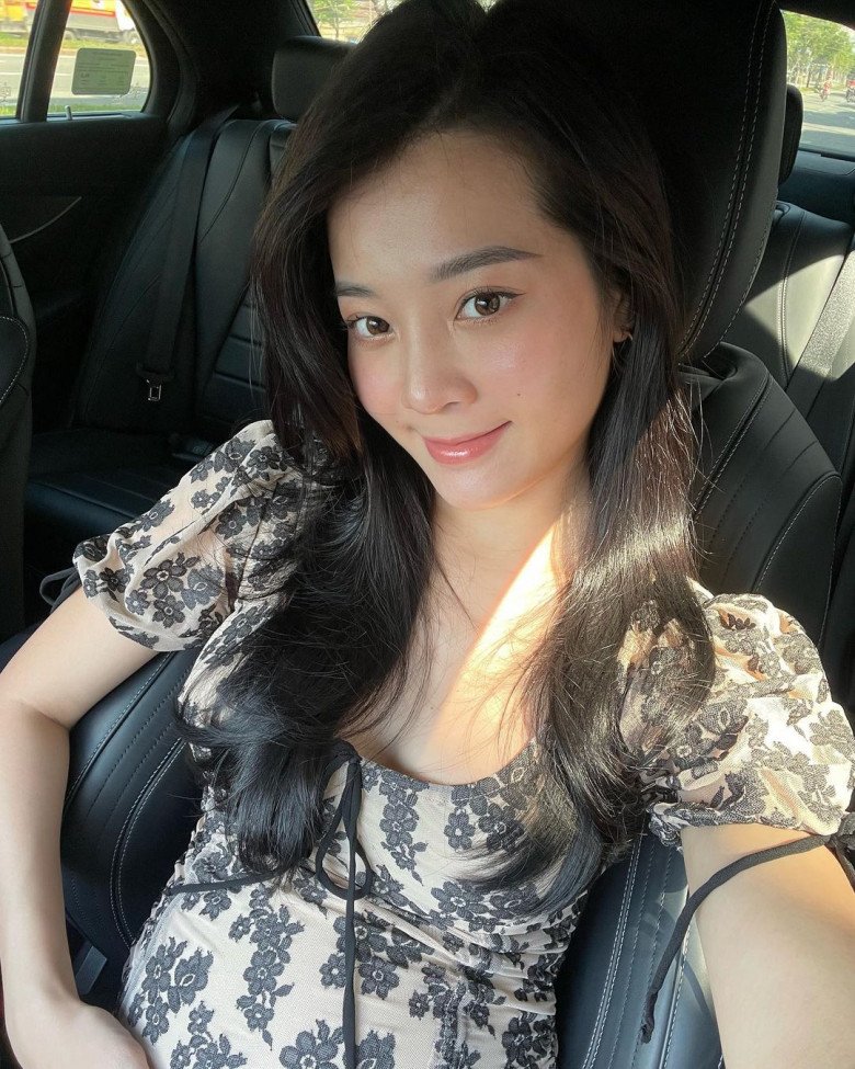 Mang bầu 5 tháng tăng 10kg, Karen Nguyễn vẫn đẹp xuất sắc, vòng 1 ngồn ngộn - 7