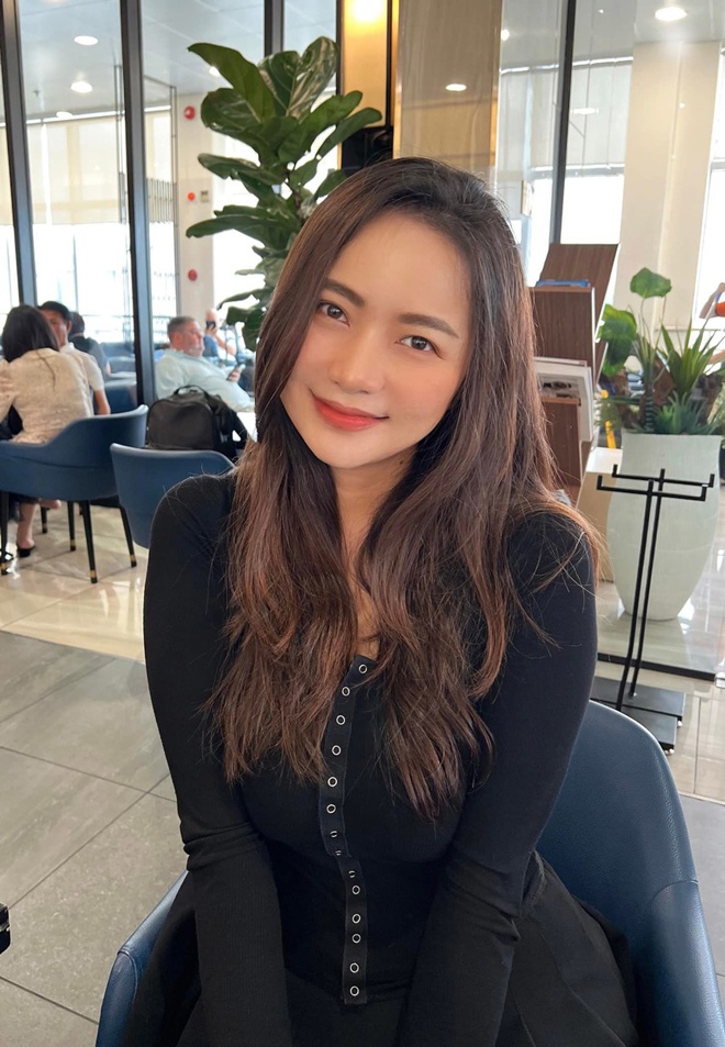 Sao Việt 24h: Con gái Mạc Văn Khoa búi tóc 2 bên, mặc crop top khoe eo như thiếu nữ - 12
