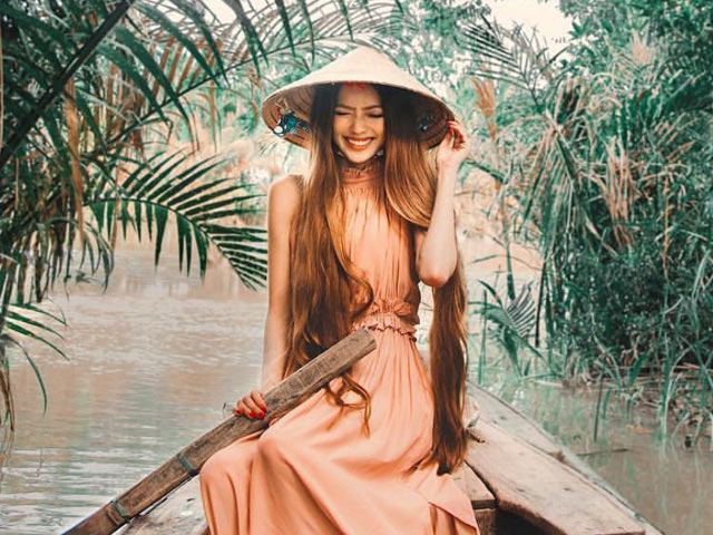 Nữ Việt Kiều Úc được mệnh danh là cô gái tóc mây đời thực