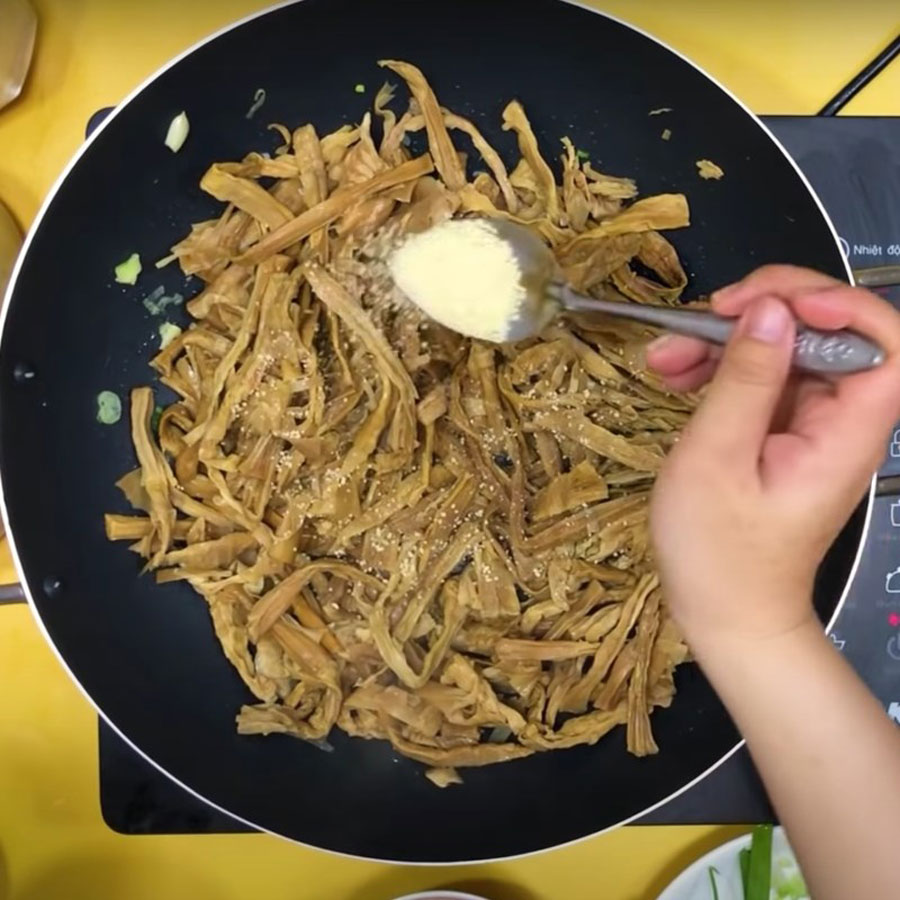 2 ways to make delicious duck with hard-to-resist bamboo shoots for family dinners - 5