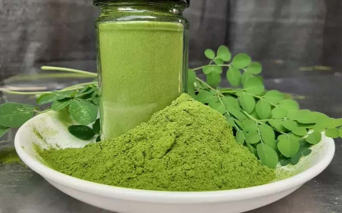 What is the effect of Moringa tree on health and notes when using it - 5