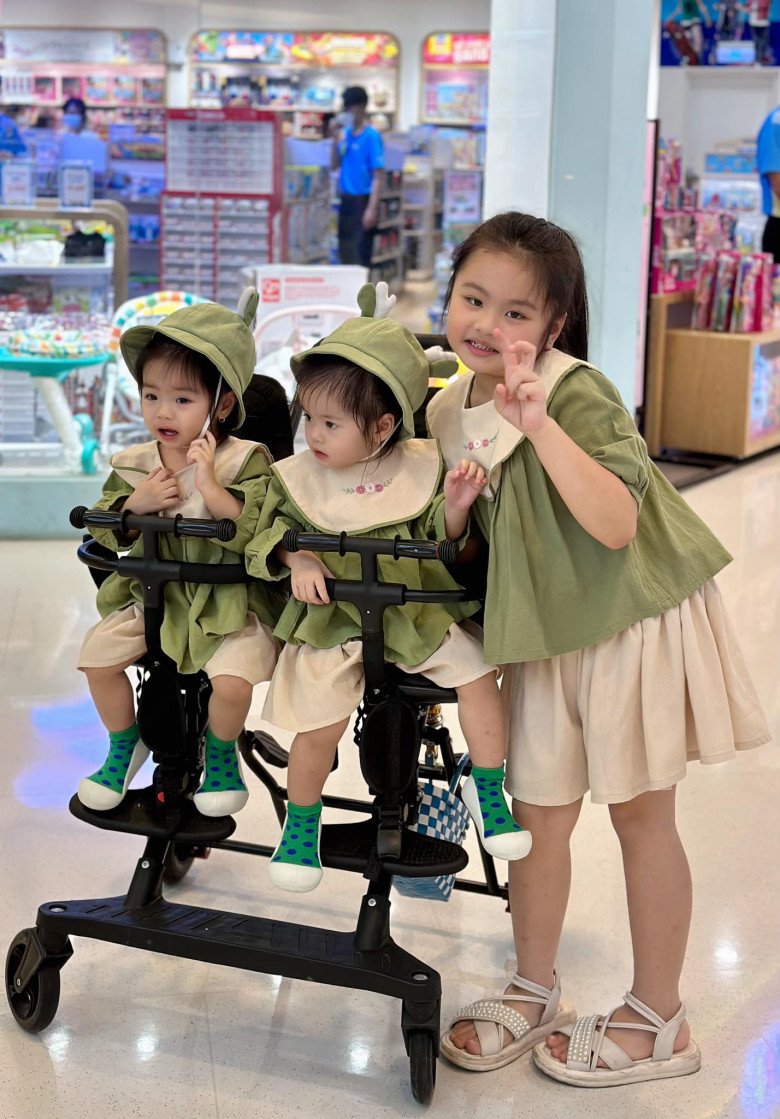 3 con gái xinh xắn giúp Vân Trang ngày càng giàu sang, tậu đất 50.000m2 và biệt thự triệu đô - 4