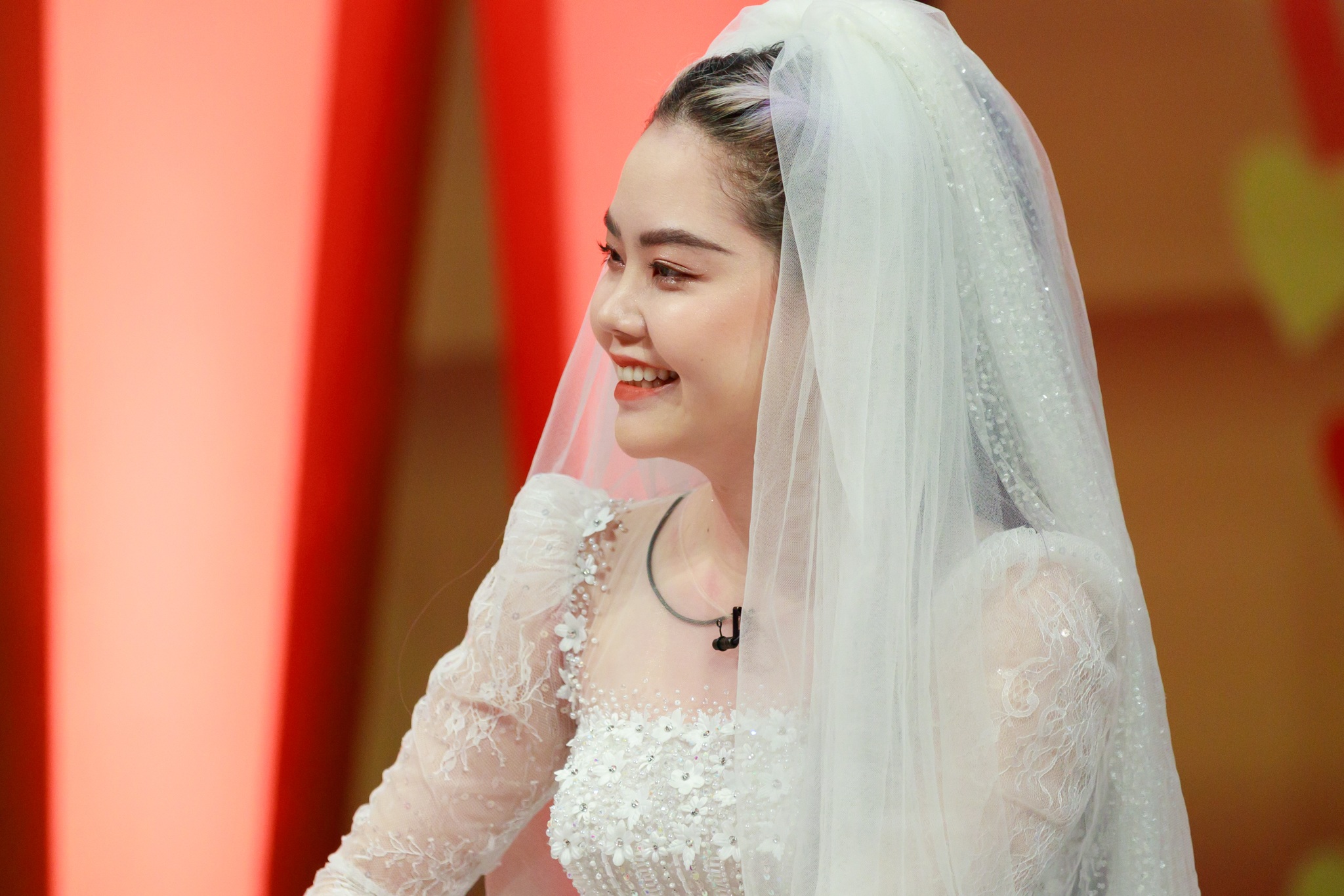 Bảo Anh từng nghĩ chồng bắt tín hiệu với mình như chị em phụ nữ với nhau.