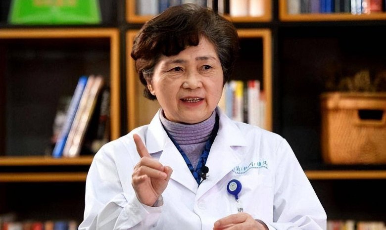 Viện sĩ Li Lanjuan.