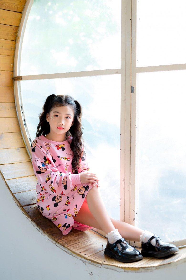 Con gái Ốc Thanh Vân tròn 10 tuổi, xinh xắn, học giỏi ở trường quốc tế, có cơ hội được tuyển thẳng vào ĐH hàng đầu thế giới - 4